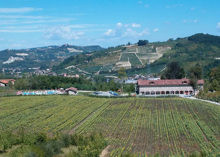 Tenuta Larenzania Dogliani